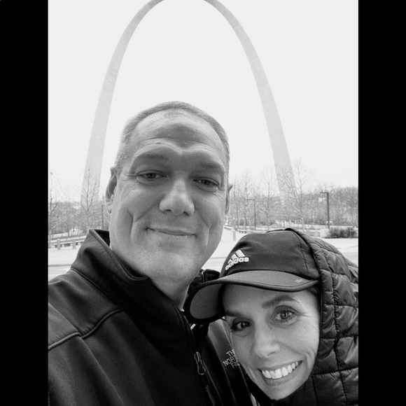 Meet your Posher, HolLee - Picture 2 of 11